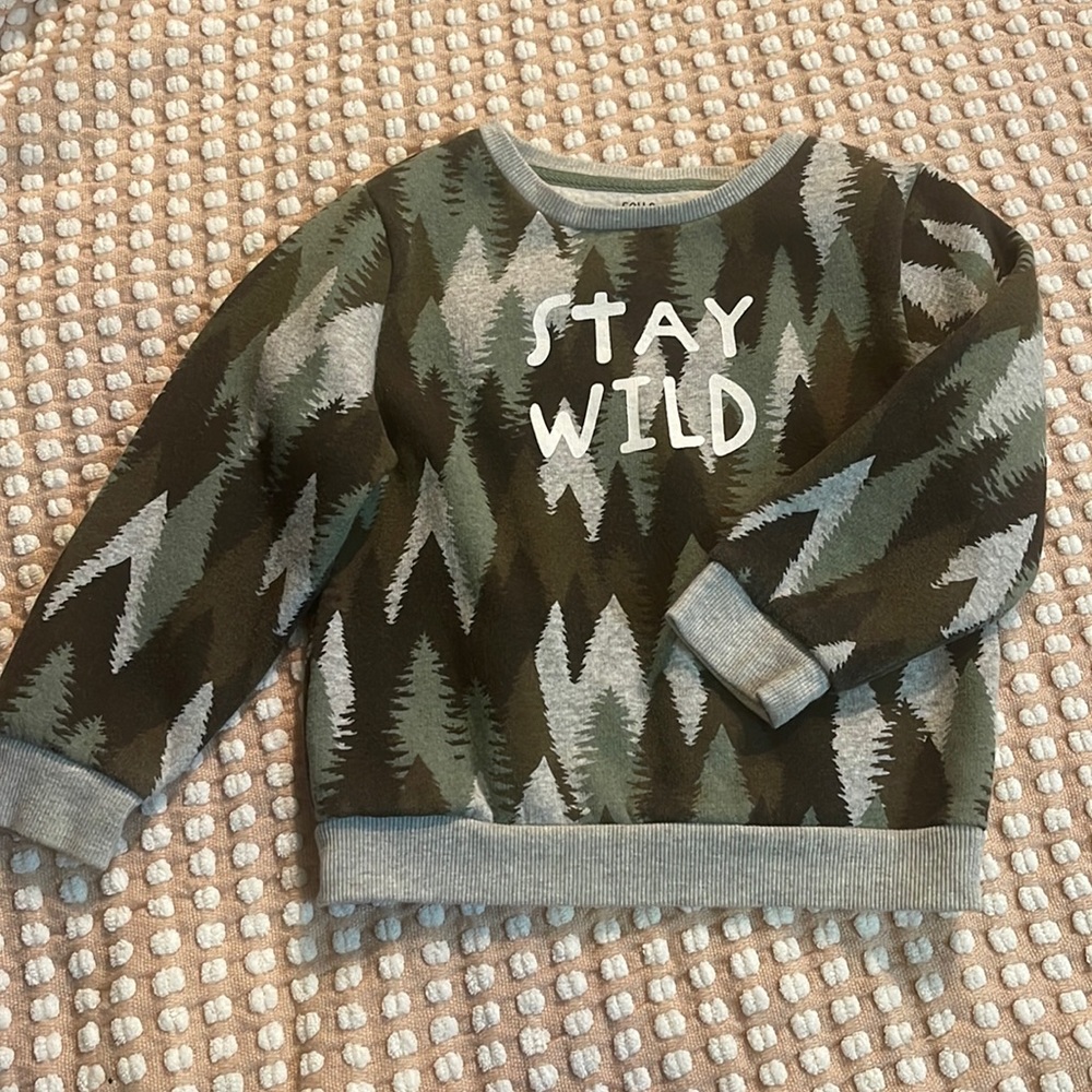 My sons gently worn clothing